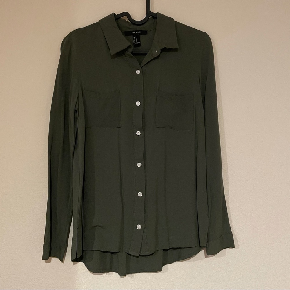 Forever 21 Women shirt